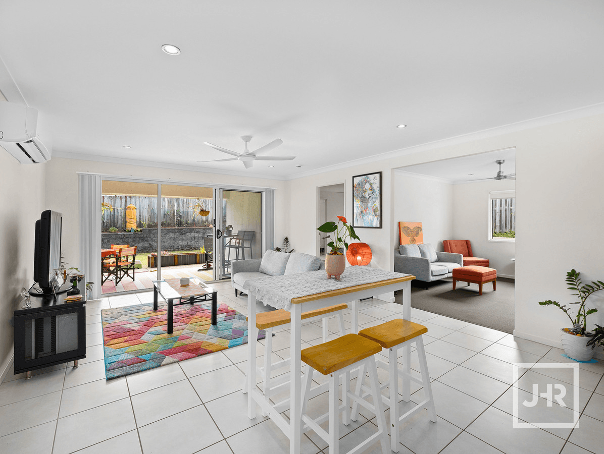 17 Cypress Circuit, COOMERA, QLD 4209