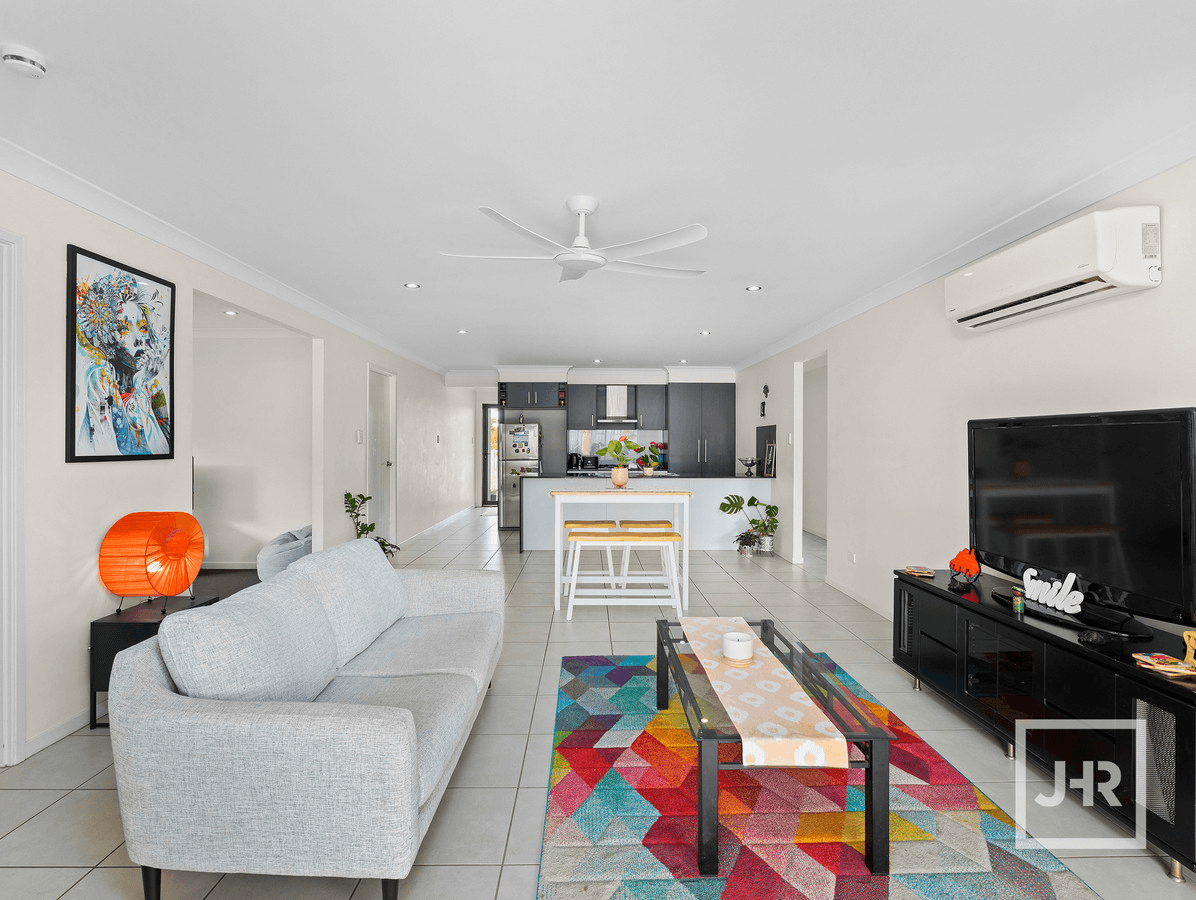 17 Cypress Circuit, COOMERA, QLD 4209