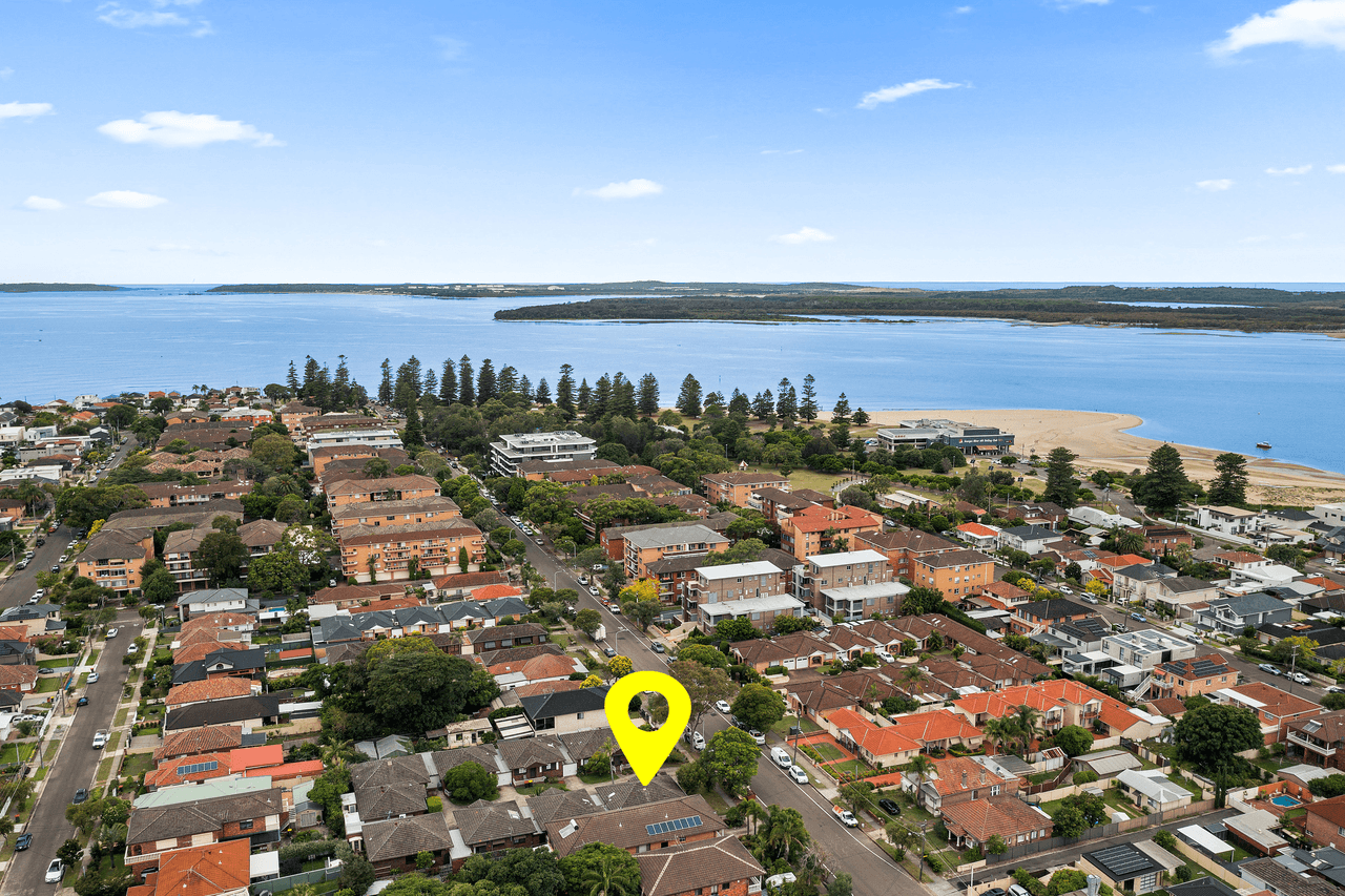 1/122-124 Russell Avenue, DOLLS POINT, NSW 2219