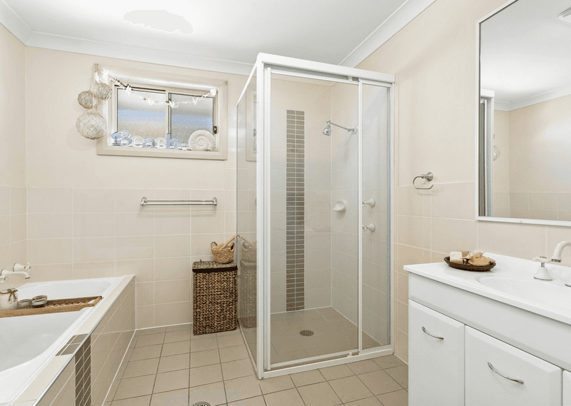 8 Melaleuca Place, TAREE, NSW 2430