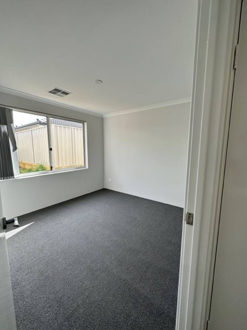 24 Wellspring Road, BALDIVIS, WA 6171