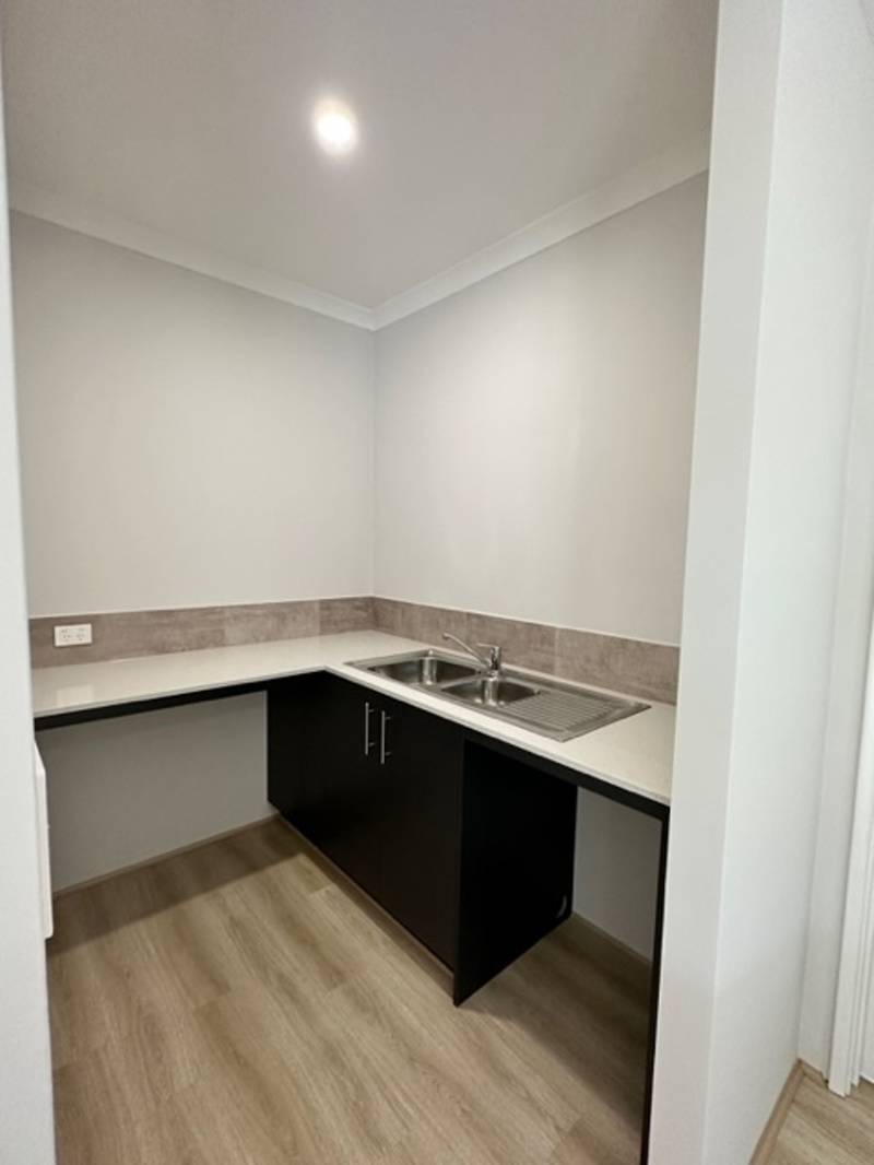 24 Wellspring Road, BALDIVIS, WA 6171