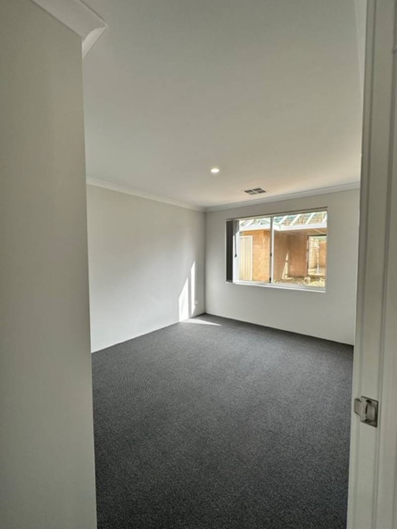 24 Wellspring Road, BALDIVIS, WA 6171