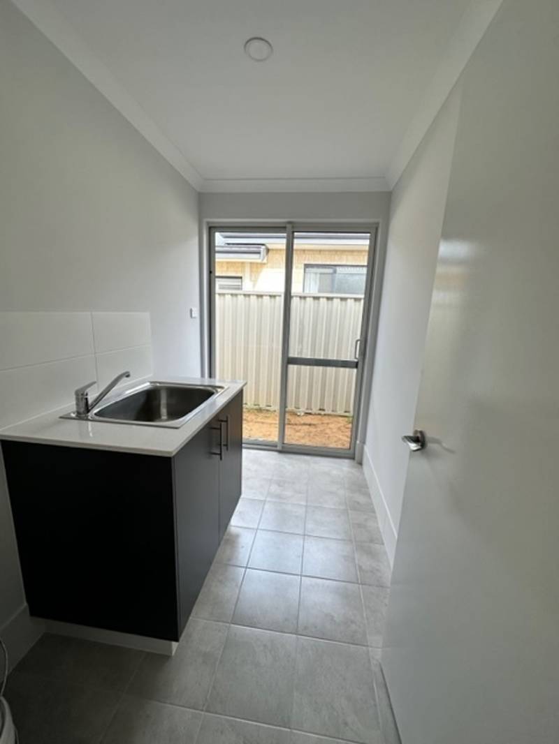 24 Wellspring Road, BALDIVIS, WA 6171