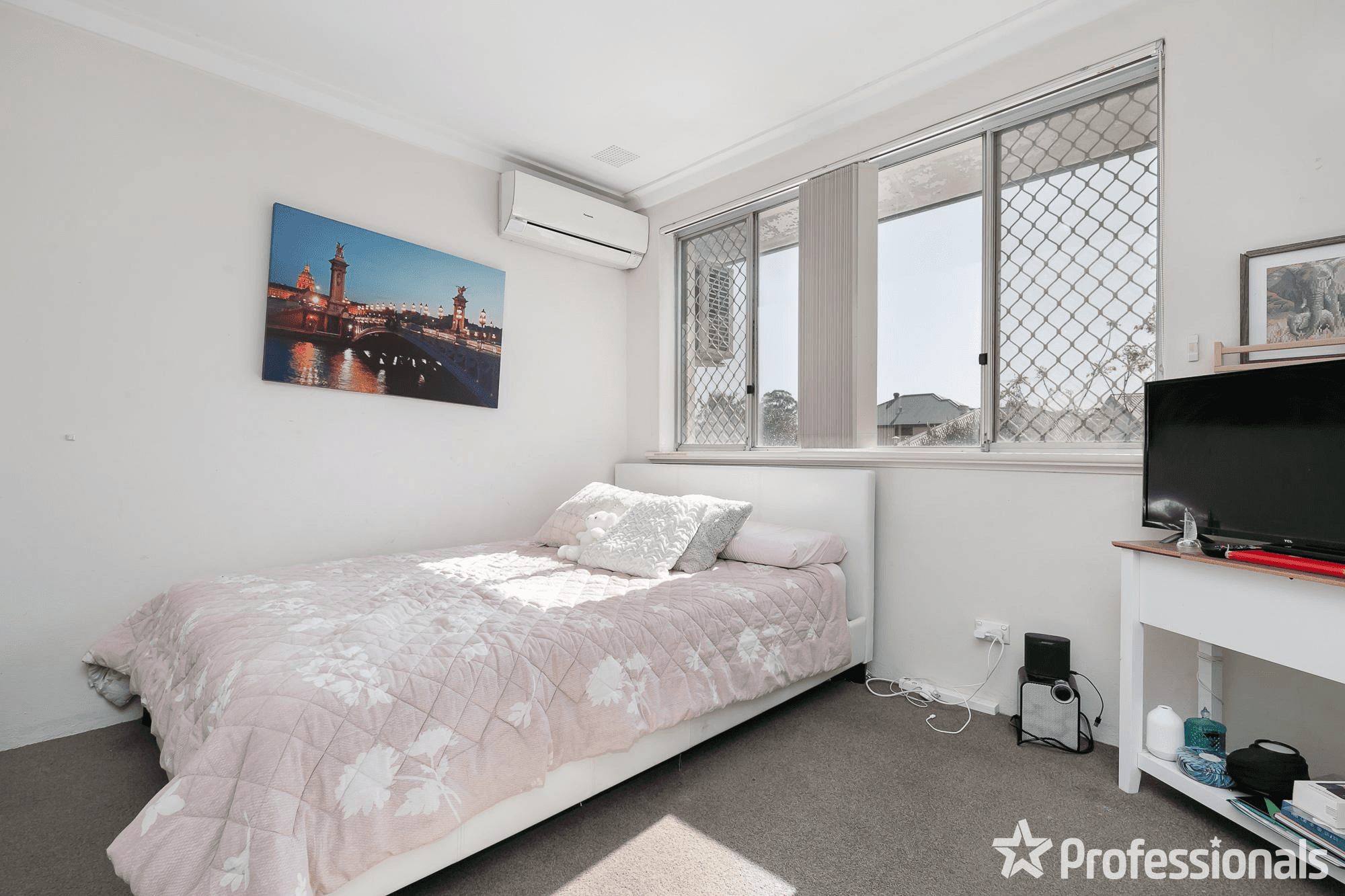 2/24 Melinga Court, KARAWARA, WA 6152