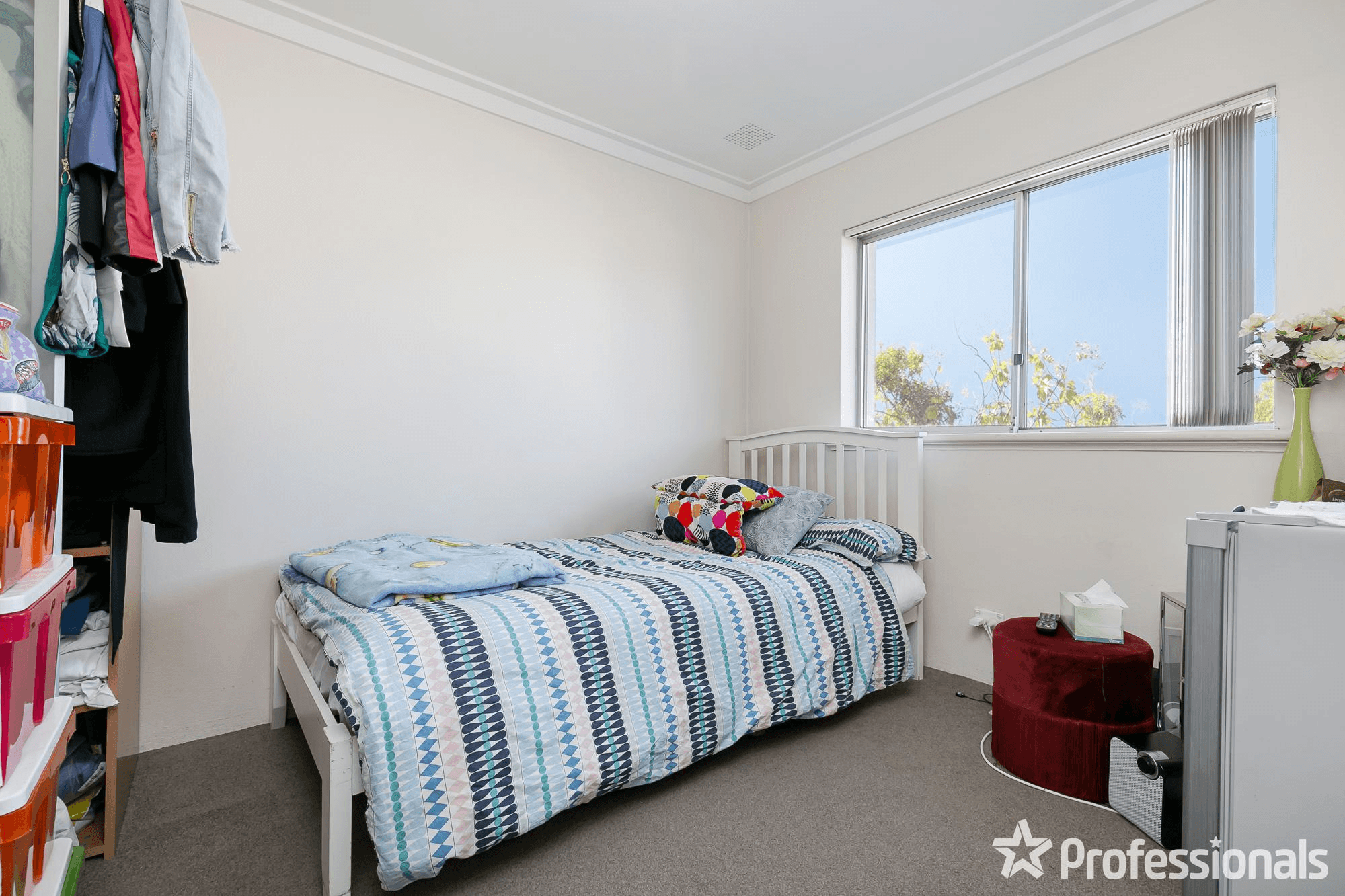 2/24 Melinga Court, KARAWARA, WA 6152