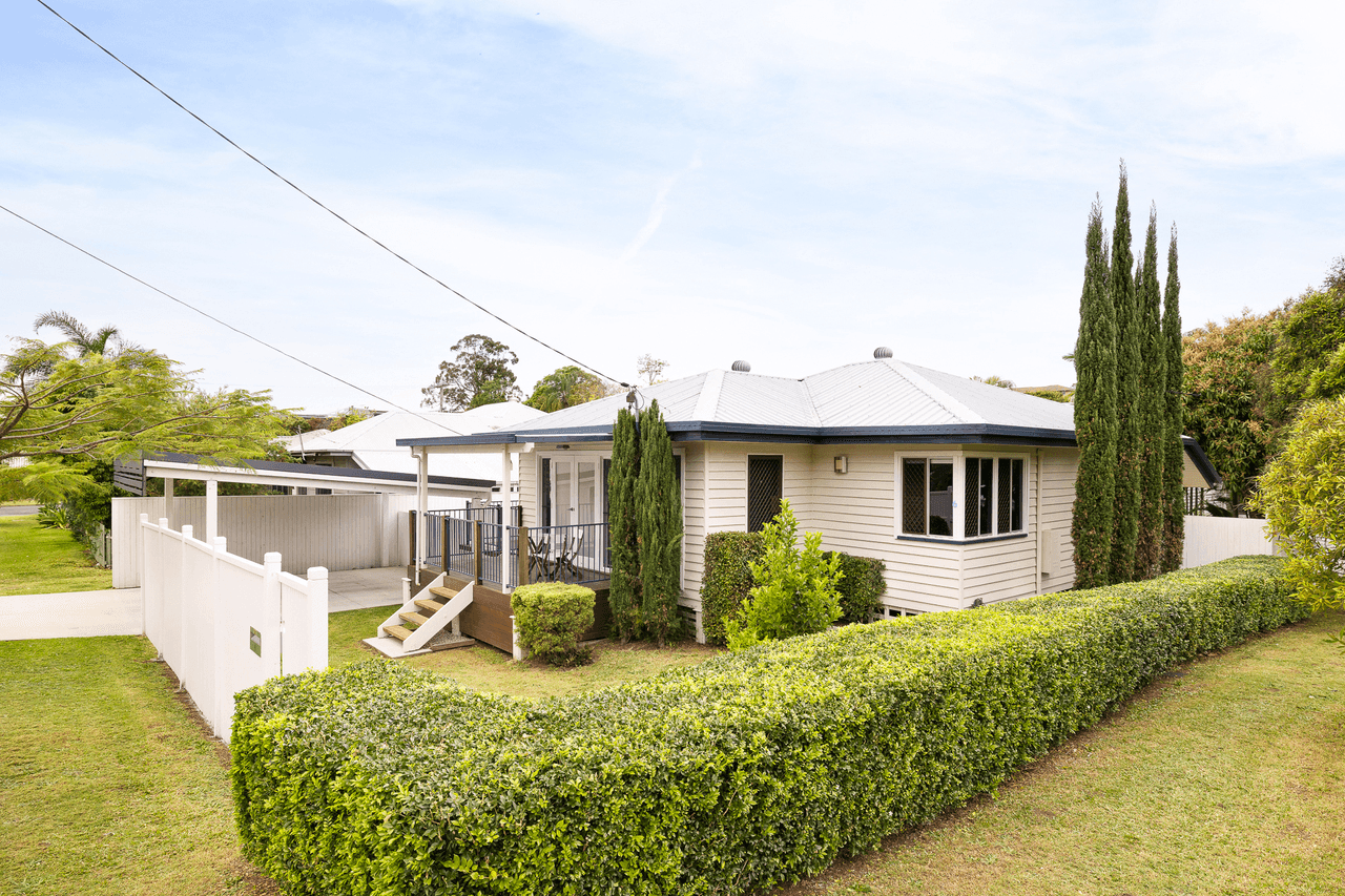 6 Hoey Street, WAVELL HEIGHTS, QLD 4012
