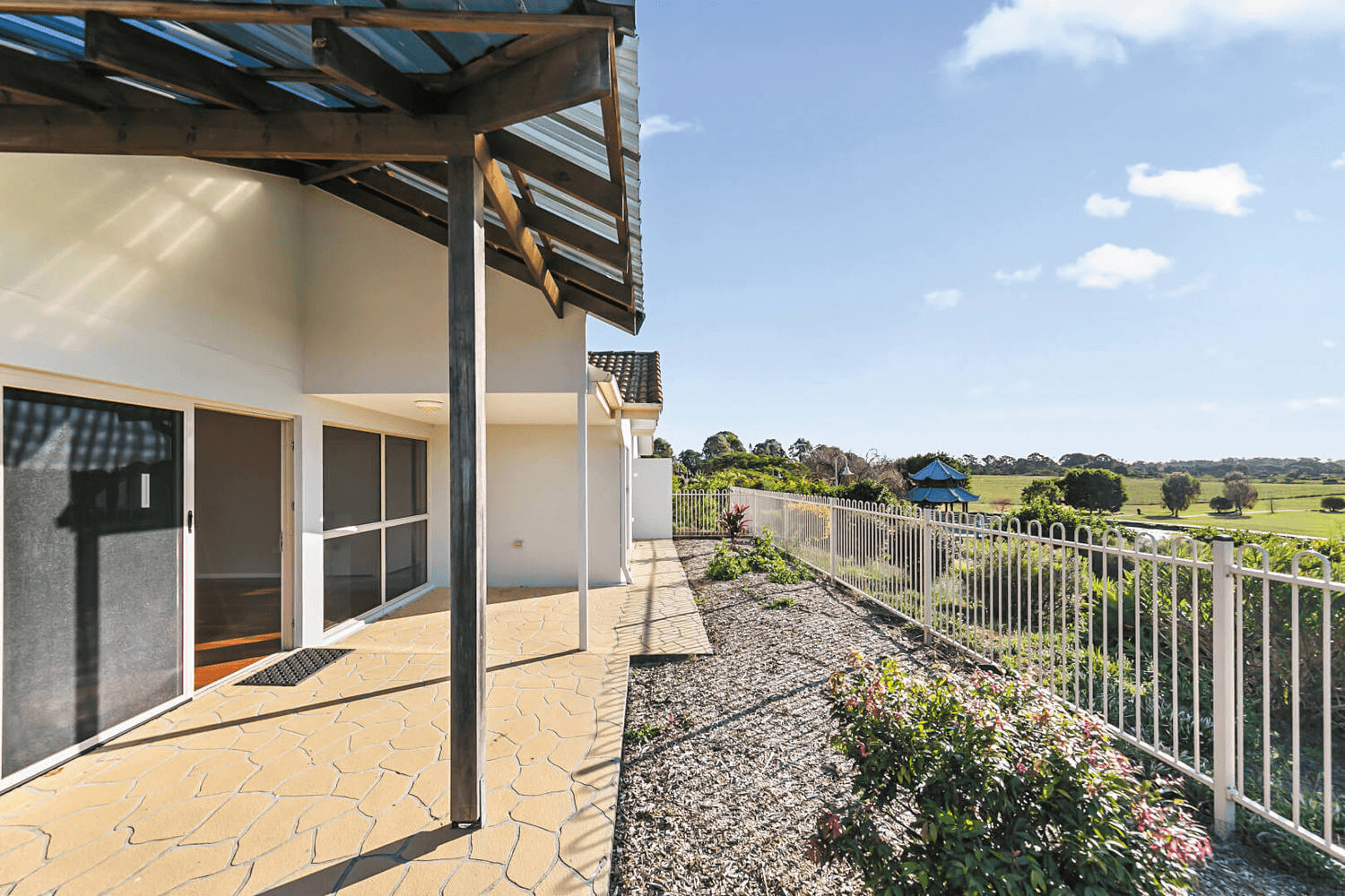 3B/27 Clarendon Avenue, Bethania, QLD 4205