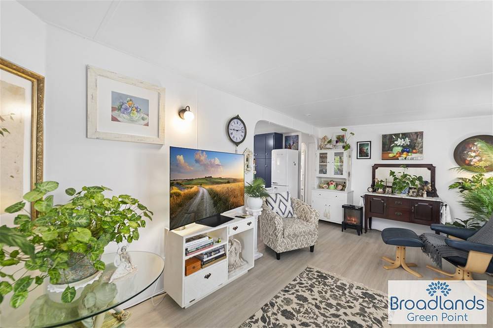 17 Frangipani Avenue, GREEN POINT, NSW 2251