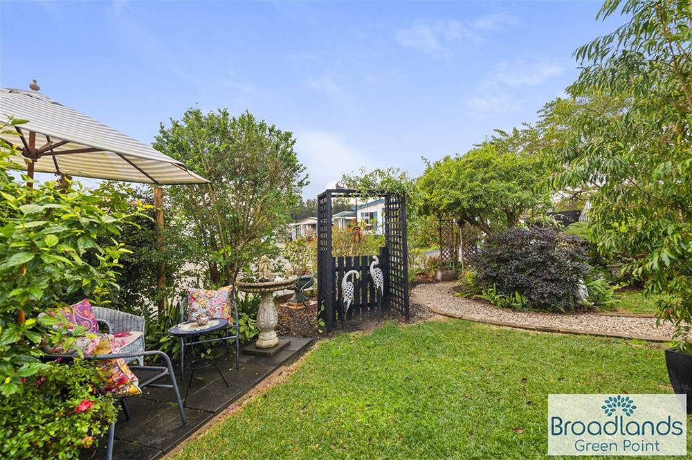 17 Frangipani Avenue, GREEN POINT, NSW 2251