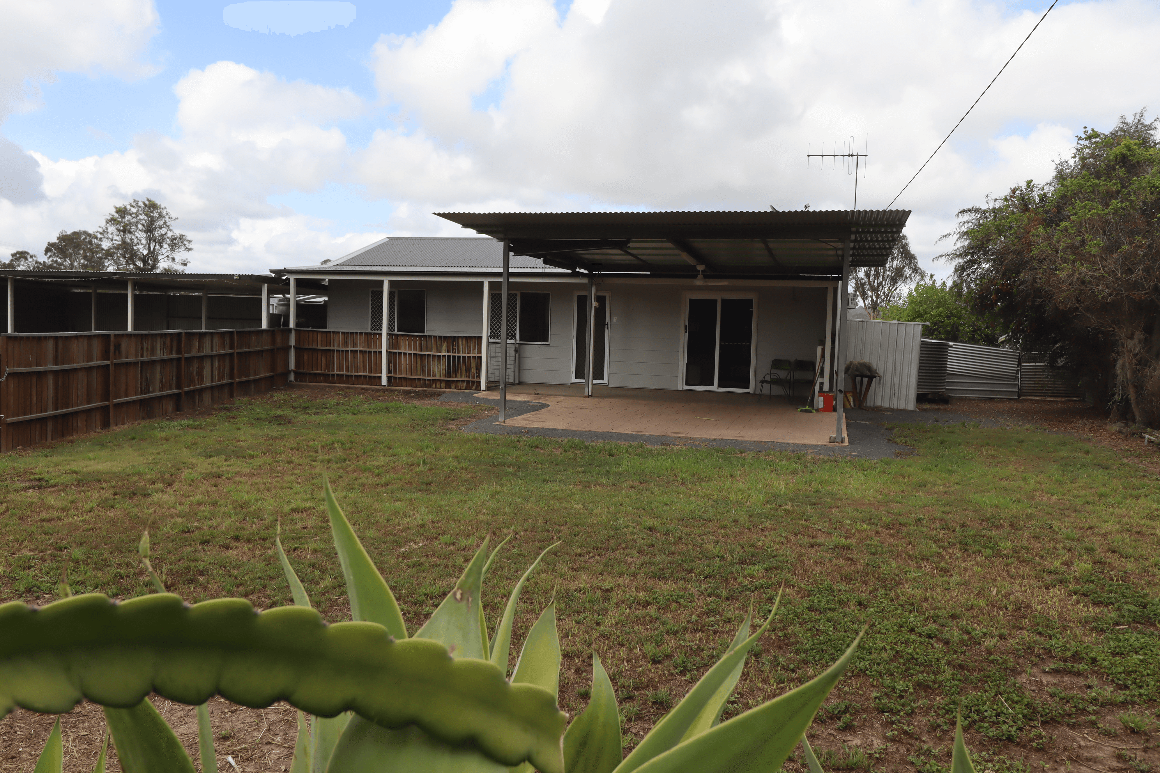 76 Mill Road, AVONDALE, QLD 4670