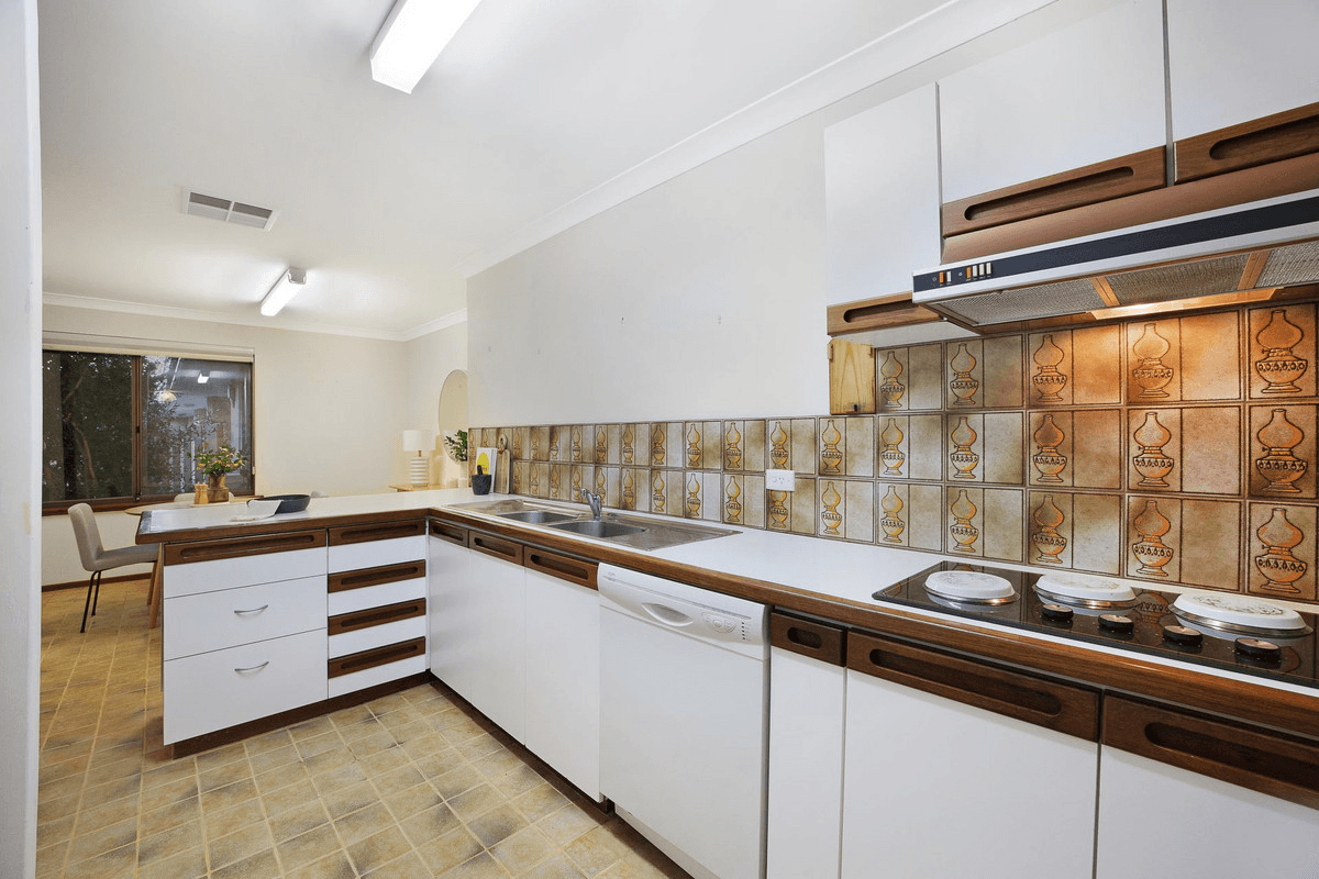 4/74 Matheson Road, Applecross, WA 6153