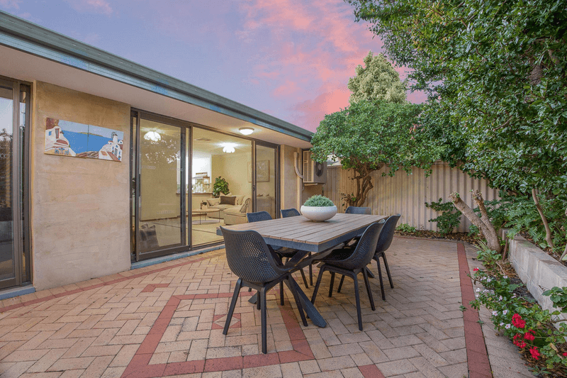 4/74 Matheson Road, Applecross, WA 6153