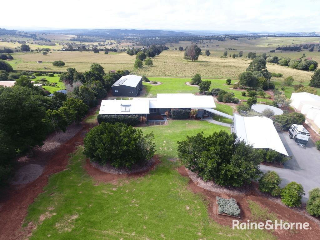 38-40 Macaulay Drive, KINGAROY, QLD 4610