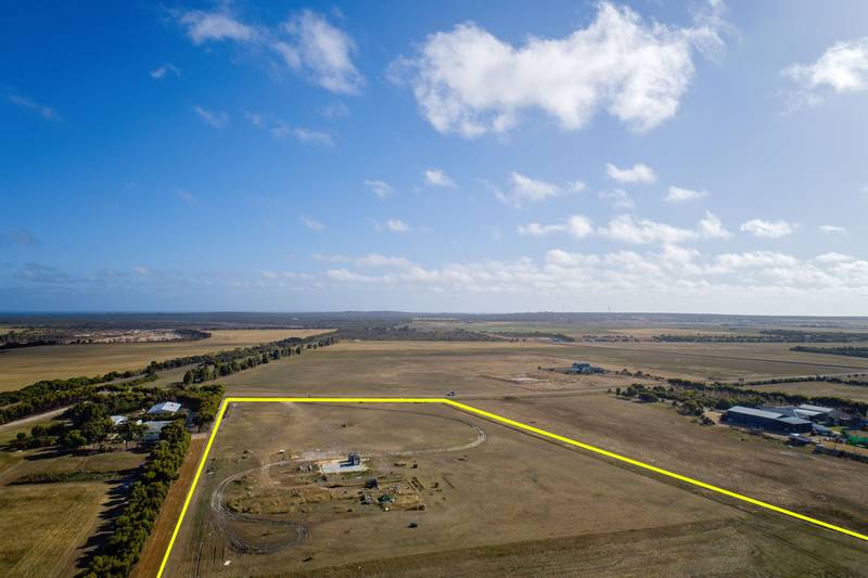 Daviesia Drive, Hopetoun, WA 6348