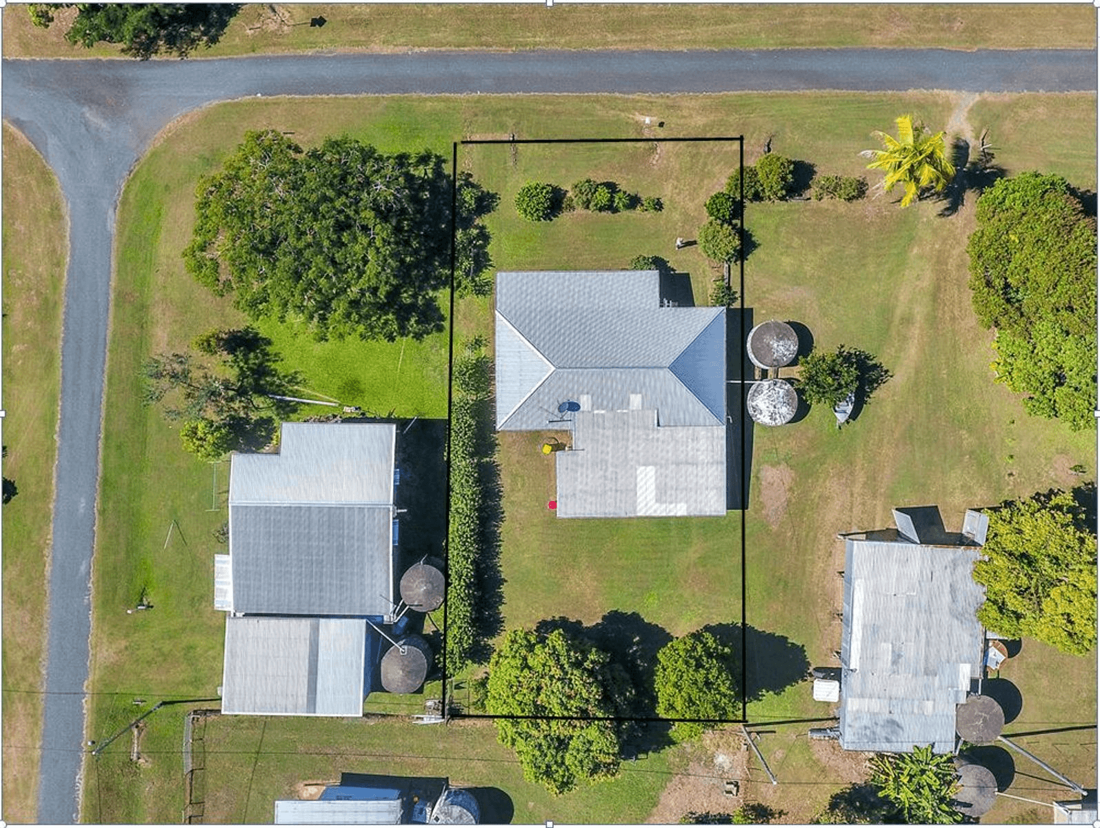 5 Repulse Esplanade, ST HELENS BEACH, QLD 4798