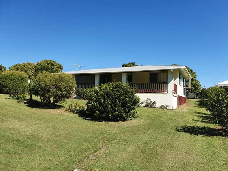 5 Repulse Esplanade, ST HELENS BEACH, QLD 4798