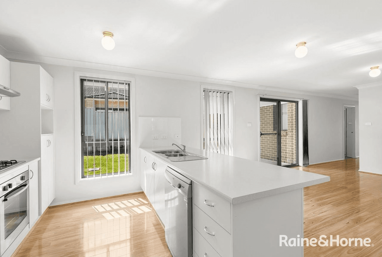 43 Billabong Drive, CAMERON PARK, NSW 2285