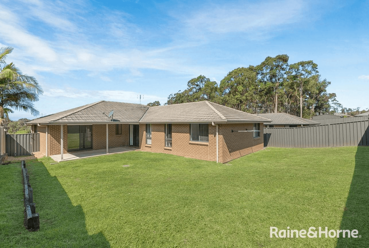 43 Billabong Drive, CAMERON PARK, NSW 2285