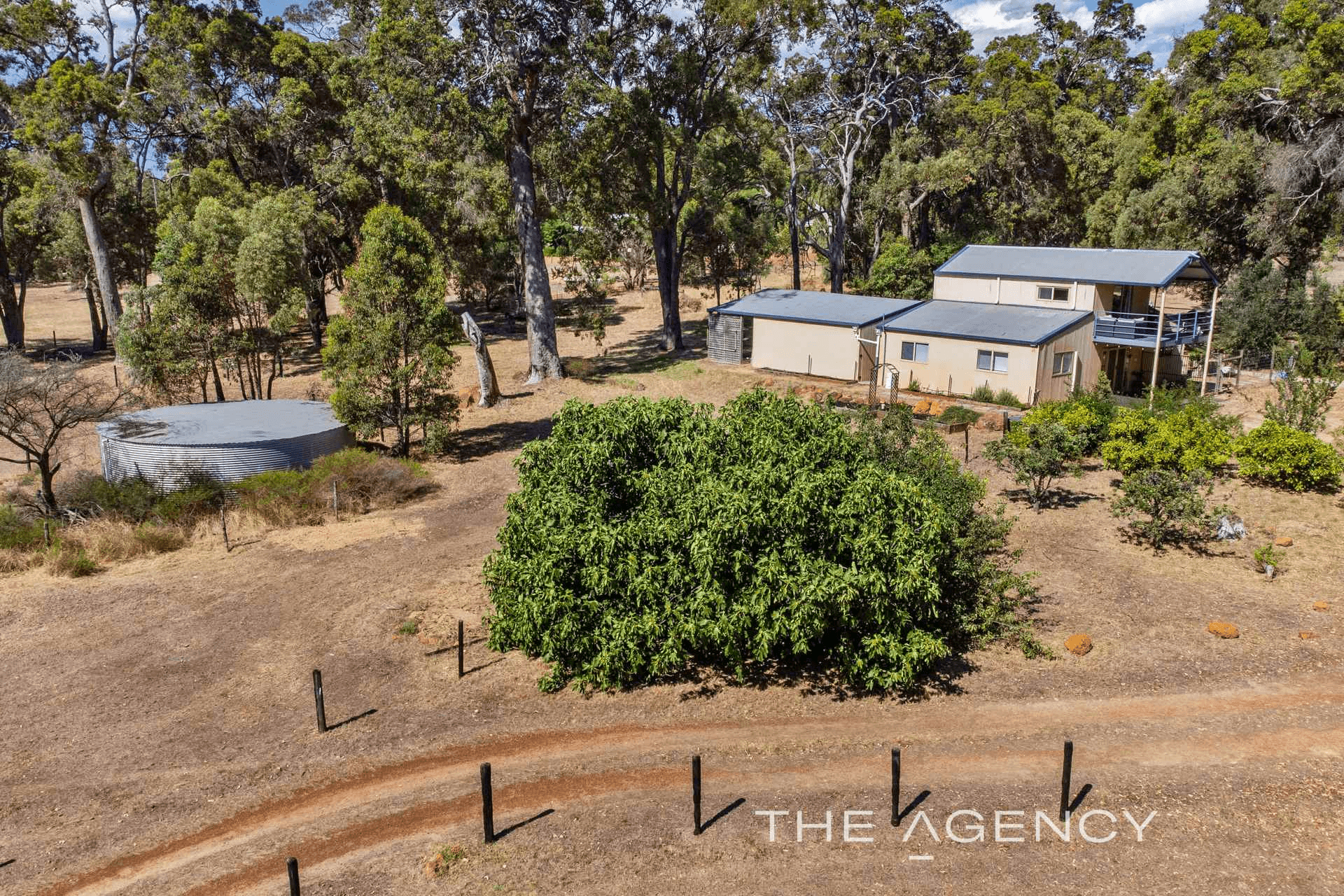 105 Inthanoona Road, Gidgegannup, WA 6083