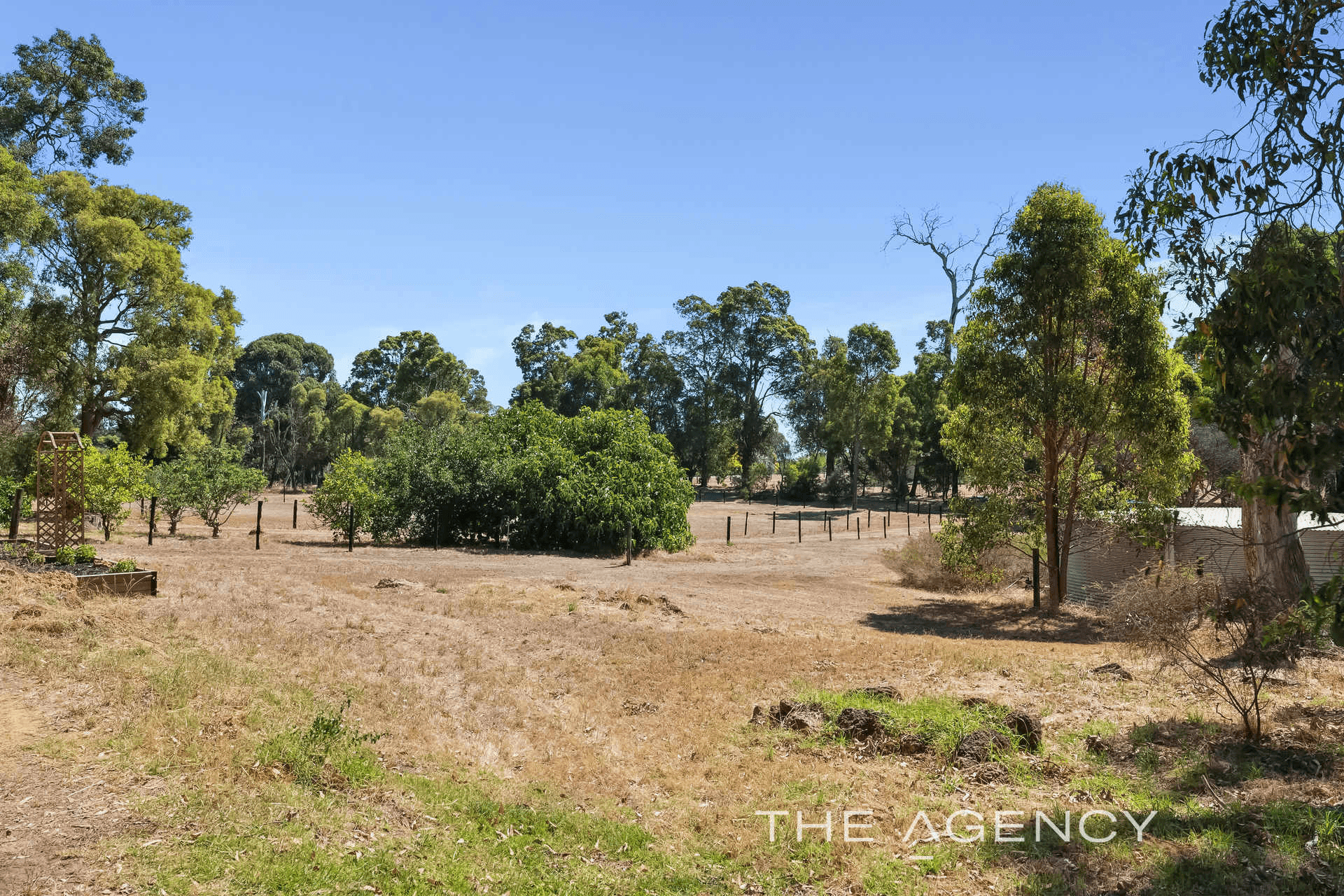 105 Inthanoona Road, Gidgegannup, WA 6083