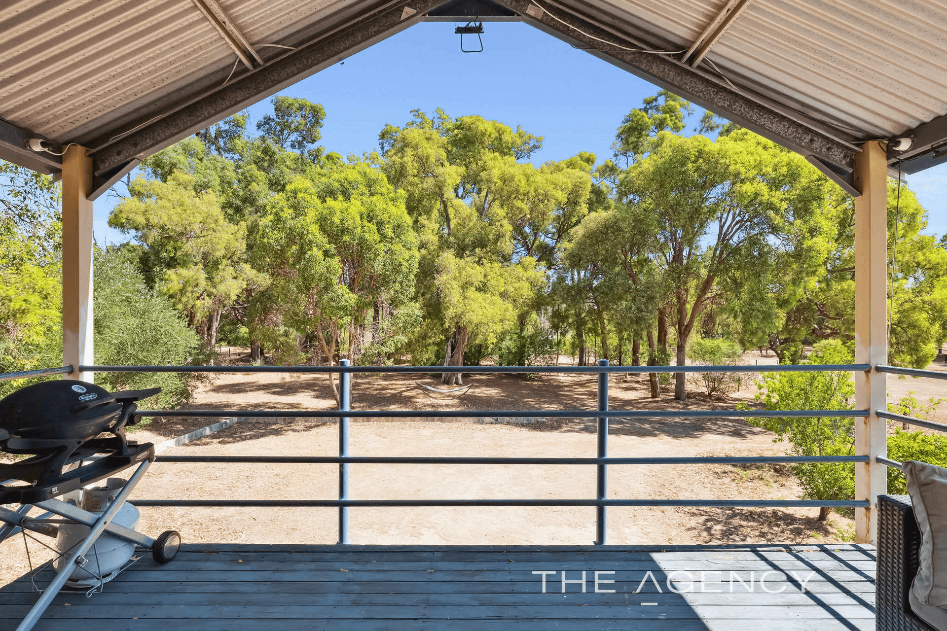 105 Inthanoona Road, Gidgegannup, WA 6083