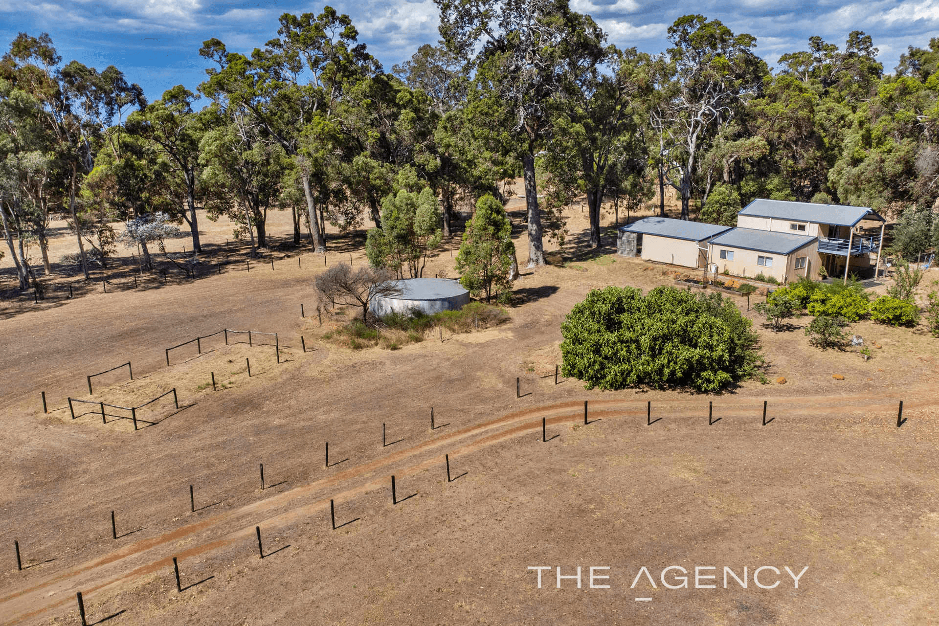 105 Inthanoona Road, Gidgegannup, WA 6083