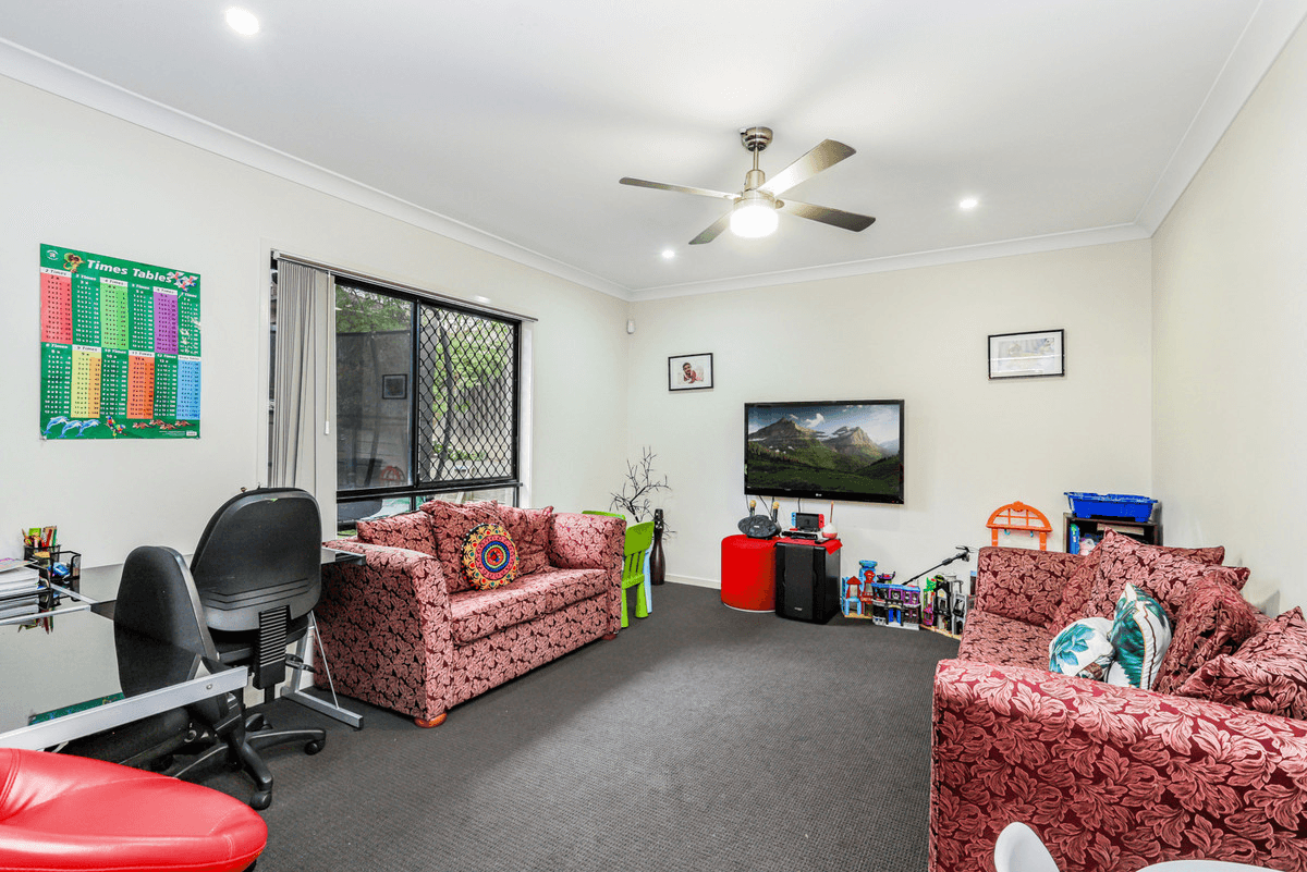 22 Homeland Crescent, Warner, QLD 4500