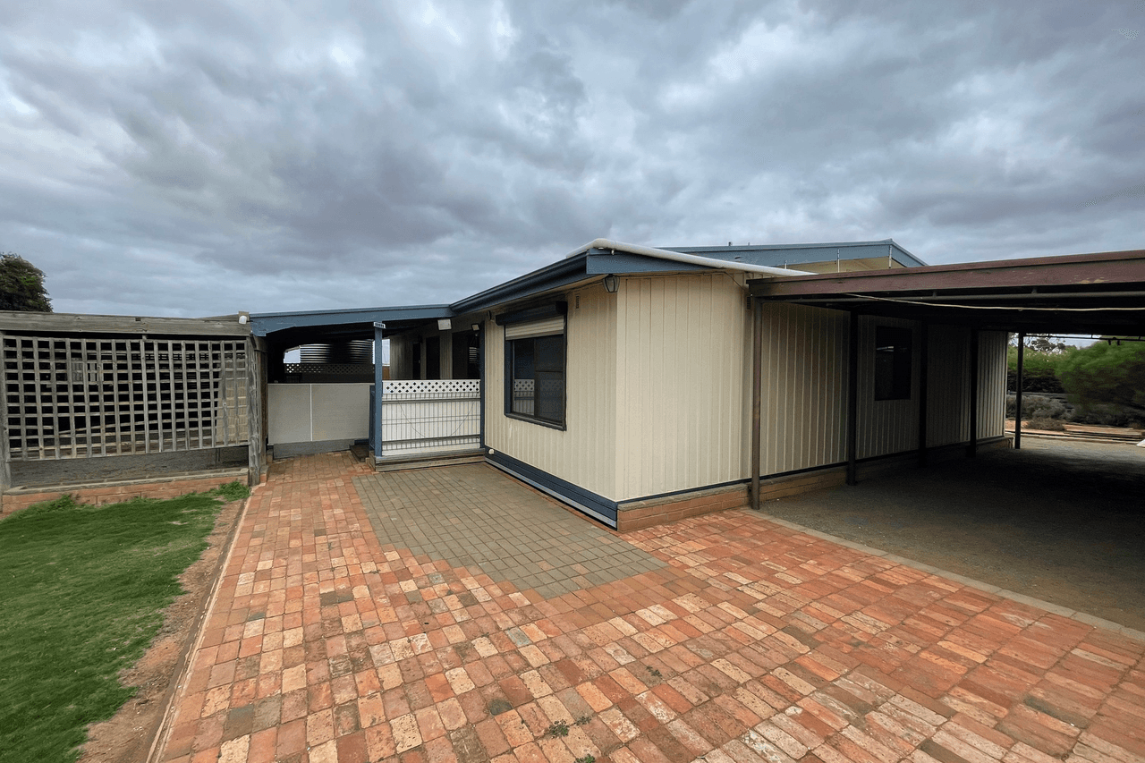 26 Kennett Road, Murray Bridge East, SA 5253