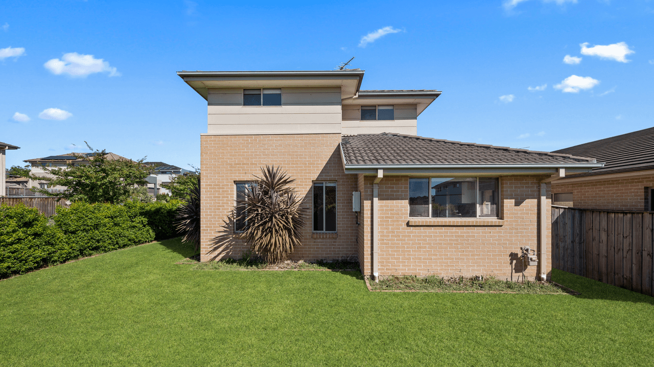 21 Talana Hill Drive, EDMONDSON PARK, NSW 2174