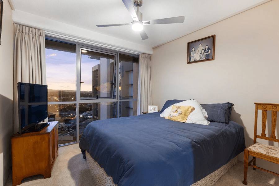 274/105 Scarborough Street, SOUTHPORT, QLD 4215