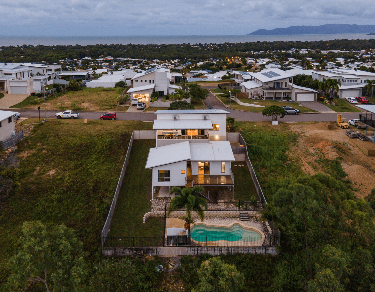 131 Goicoechea Drive, BUSHLAND BEACH, QLD 4818