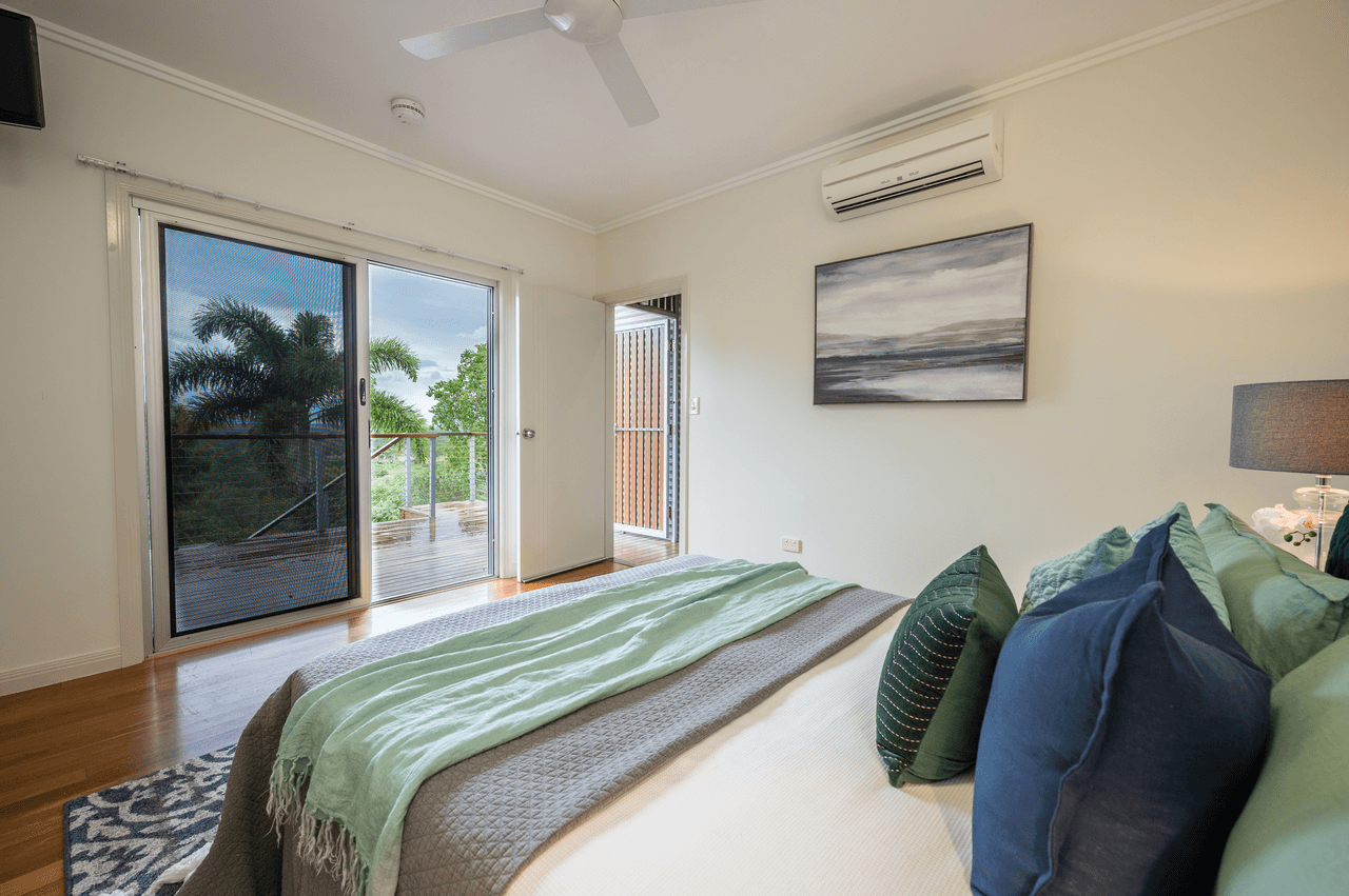 131 Goicoechea Drive, BUSHLAND BEACH, QLD 4818