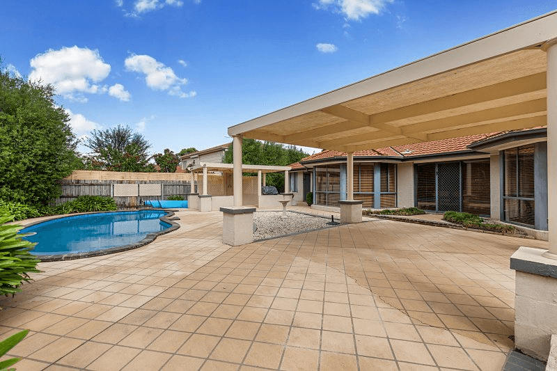 15 Augusta Way, HIDDEN VALLEY, VIC 3756