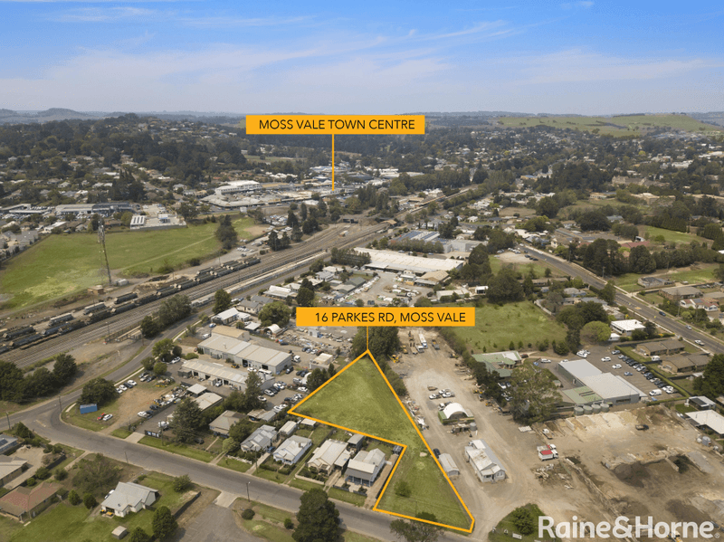 16 Parkes Road, MOSS VALE, NSW 2577