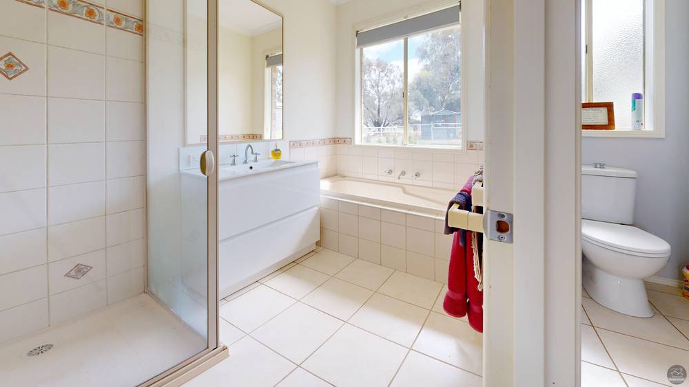 1353 Middle Road, RUSHWORTH, VIC 3612