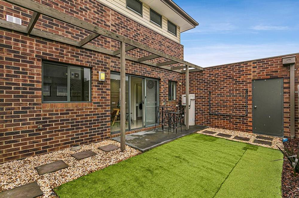 2/125 St Vigeons Road, RESERVOIR, VIC 3073