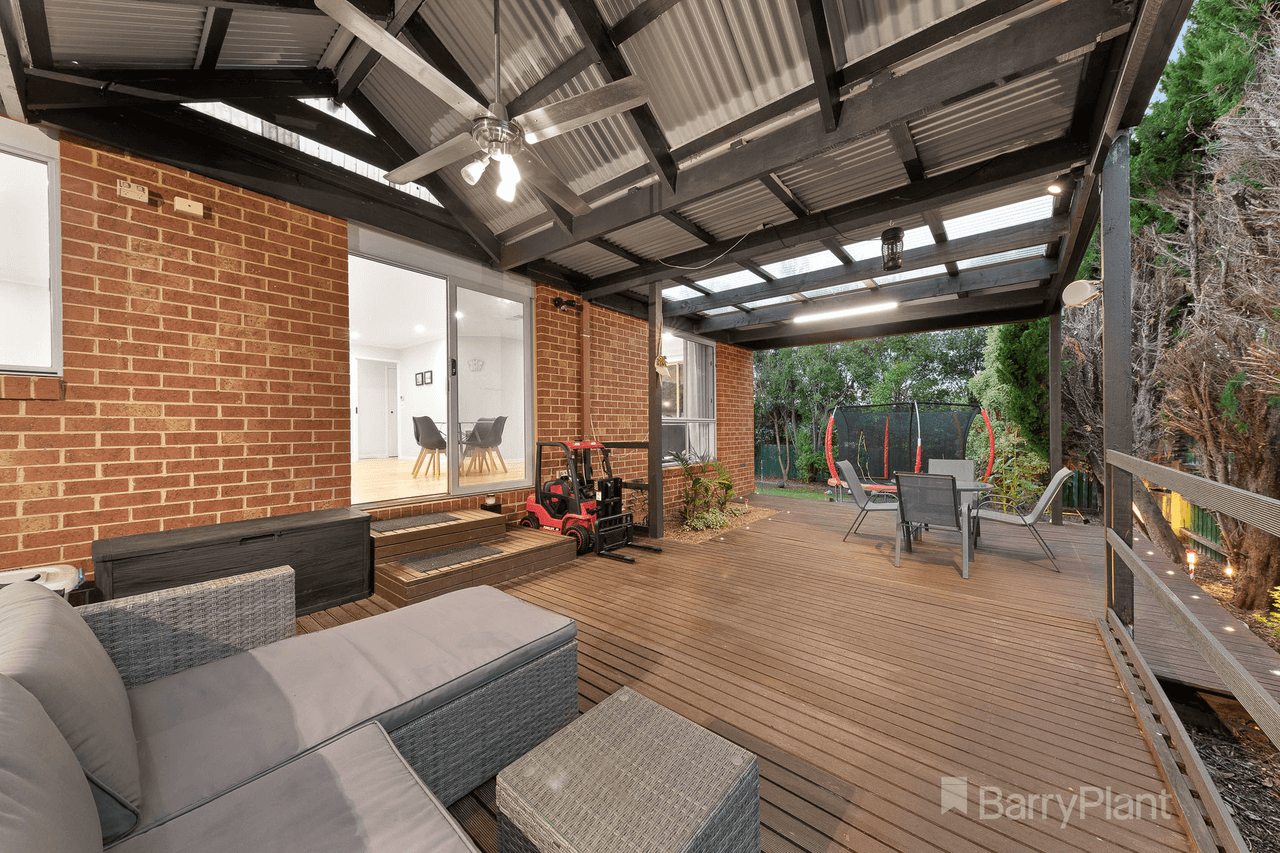 30 Deanswood Way, Narre Warren, VIC 3805