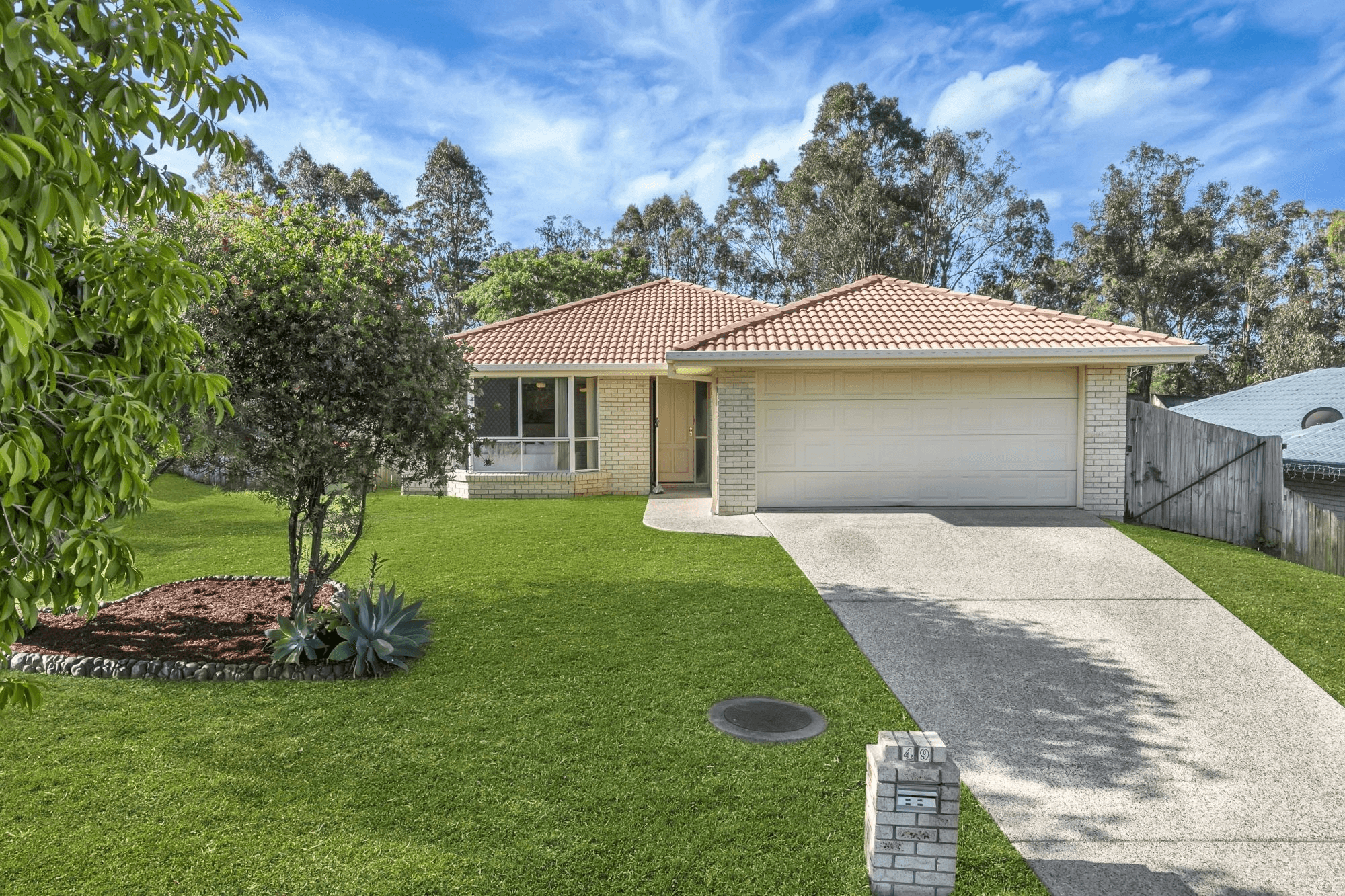 49 Lakeview Drive, DEEBING HEIGHTS, QLD 4306