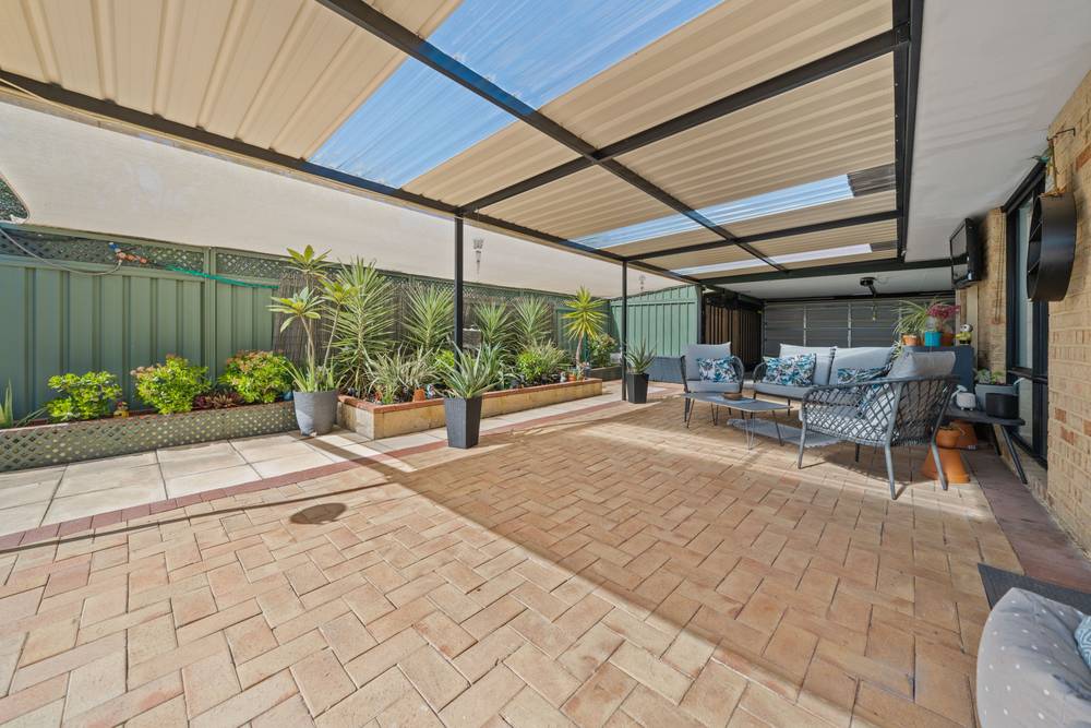 2 Mangrove Circuit, BANKSIA GROVE, WA 6031