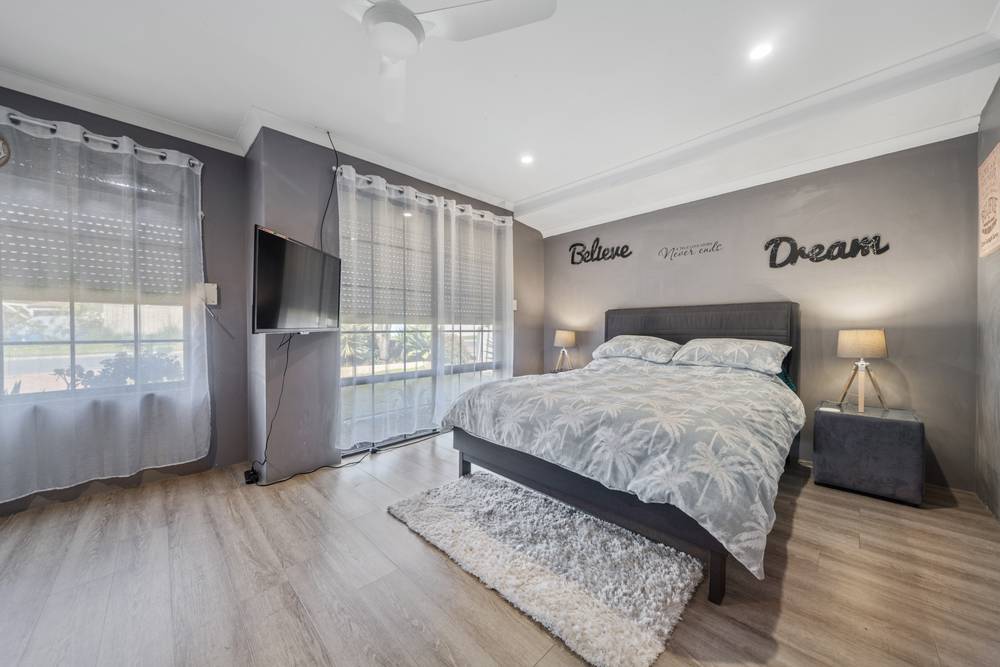2 Mangrove Circuit, BANKSIA GROVE, WA 6031