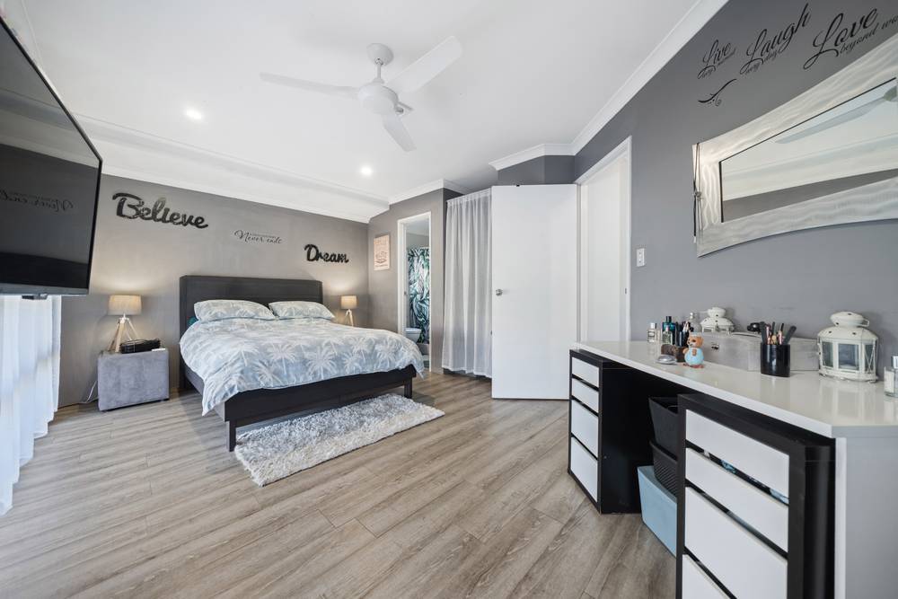 2 Mangrove Circuit, BANKSIA GROVE, WA 6031