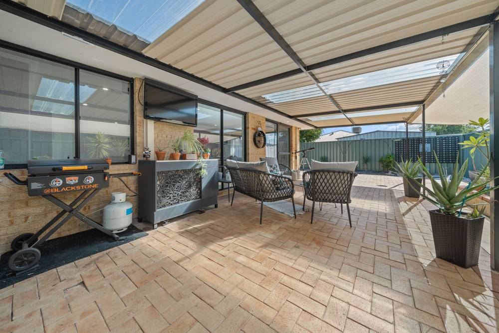 2 Mangrove Circuit, BANKSIA GROVE, WA 6031