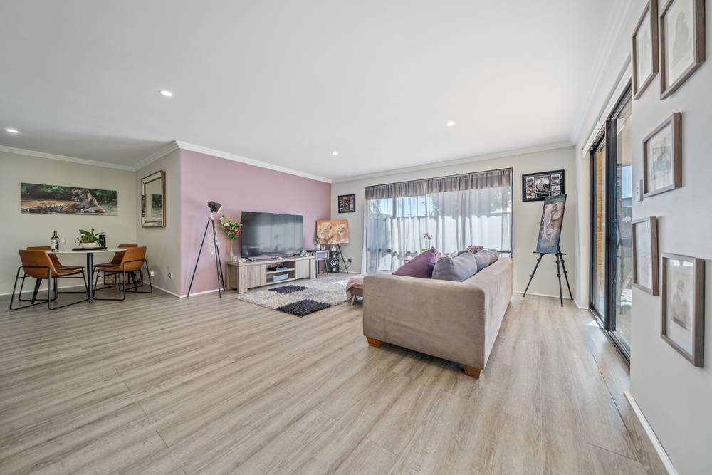 2 Mangrove Circuit, BANKSIA GROVE, WA 6031