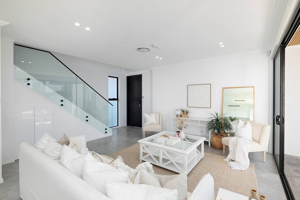 2/214 Terrigal Drive, Terrigal, NSW 2260