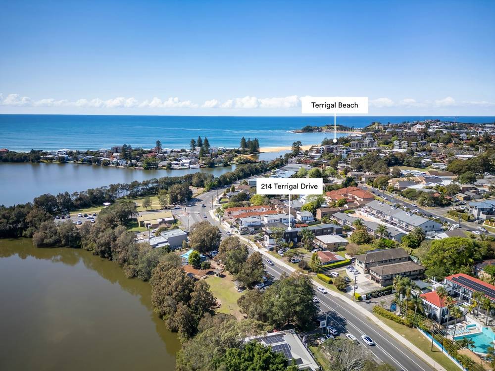 2/214 Terrigal Drive, Terrigal, NSW 2260