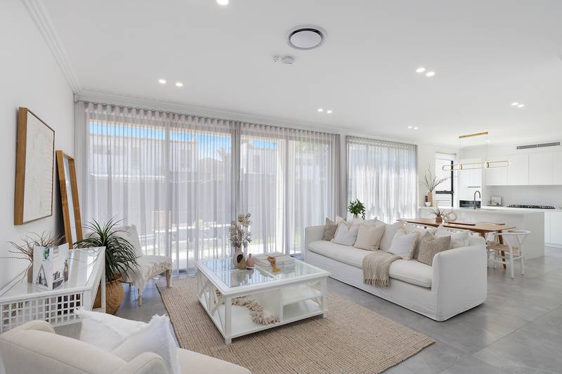 2/214 Terrigal Drive, Terrigal, NSW 2260