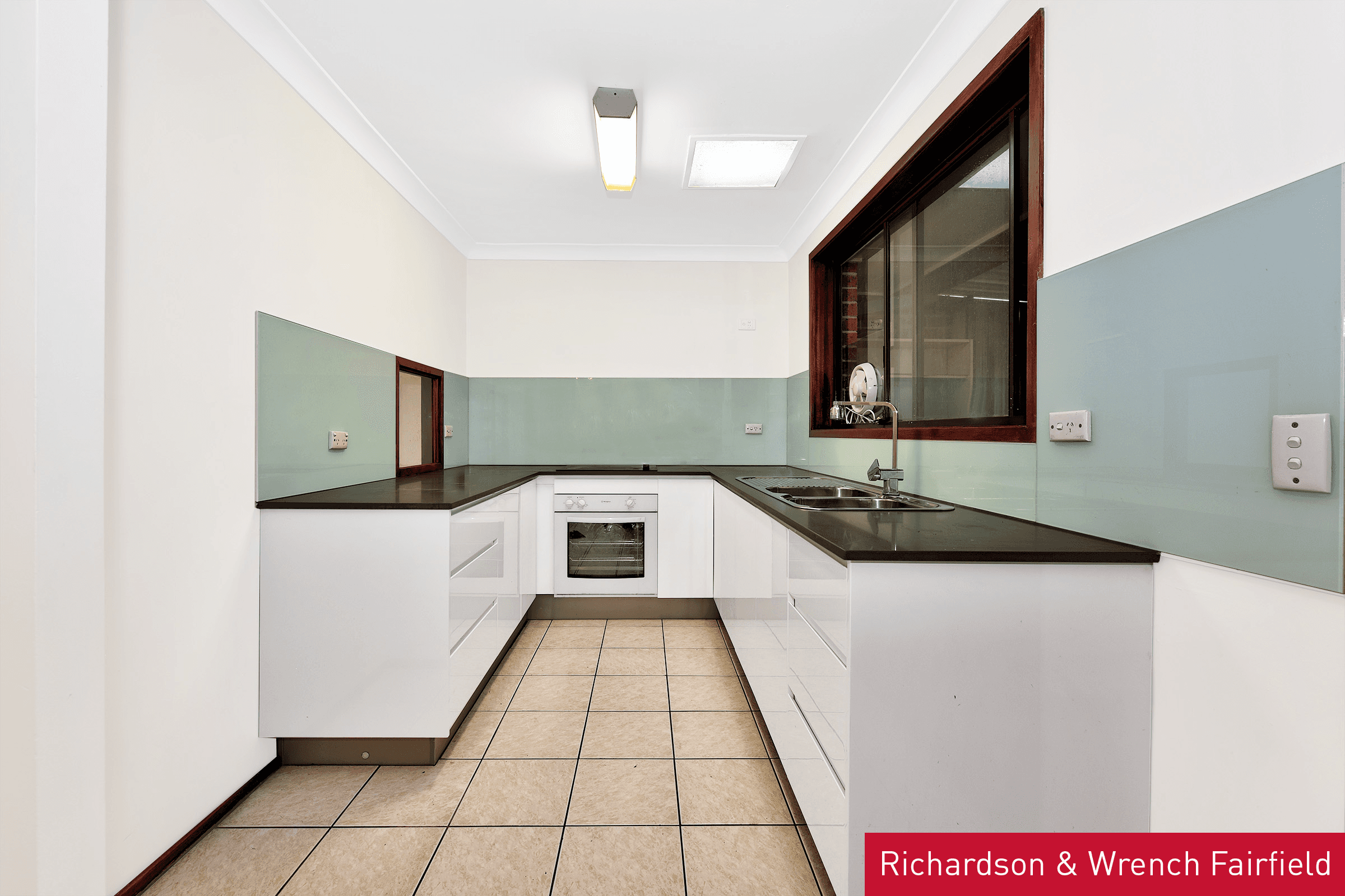 33/27 Waratah Crescent, MACQUARIE FIELDS, NSW 2564