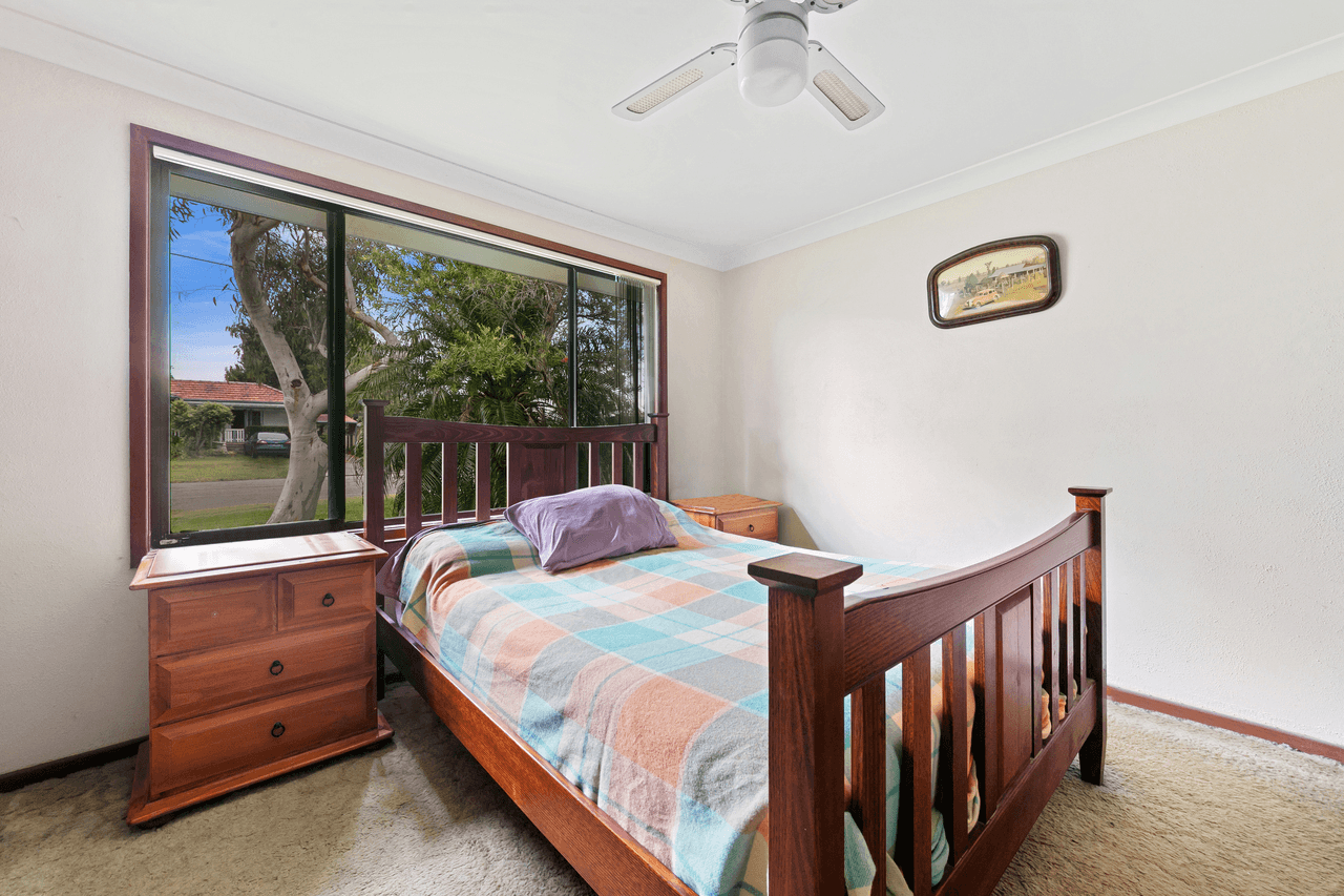 5 Kangaroo Avenue, LAKE MUNMORAH, NSW 2259