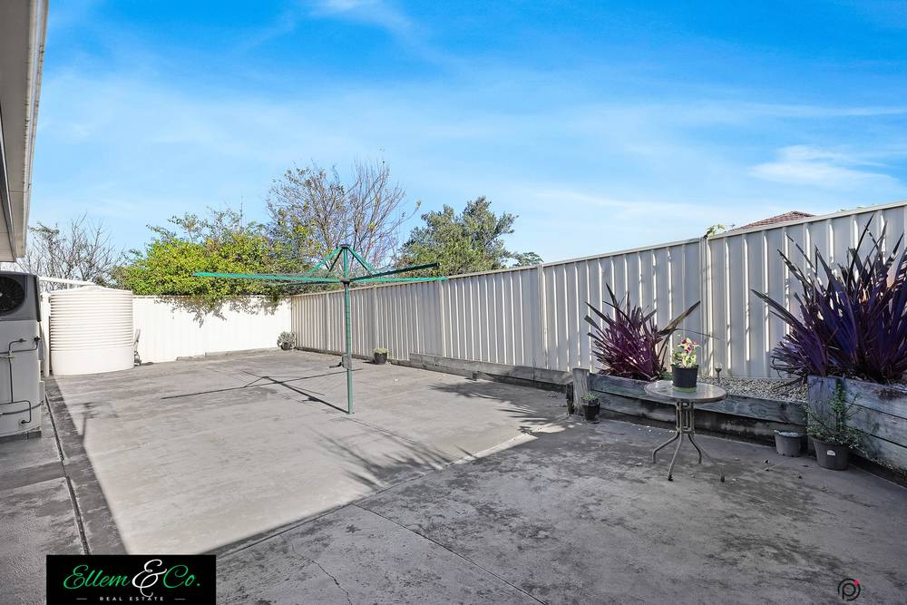 36 Karrabah Crescent, Lake Heights, NSW 2502